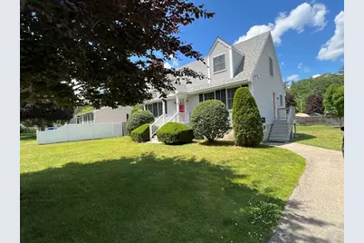 19 Abbott St, Merrimac, MA 01860 - Photo 3