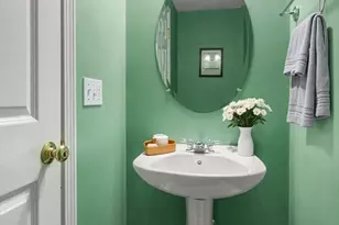 11 Brackett Rd, Framingham, MA 01702 - Photo 9