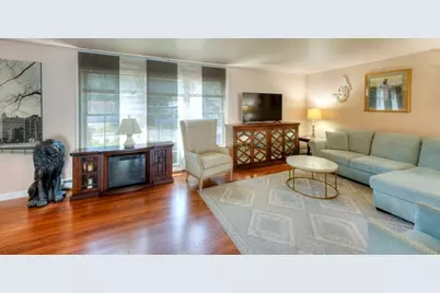 18B Kennebec  St, Worcester, MA 01606 - Photo 5