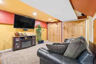 45 Braeburn Rd, Boston, MA 02136 - Photo 21