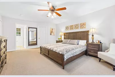 45 Braeburn Rd, Boston, MA 02136 - Photo 29