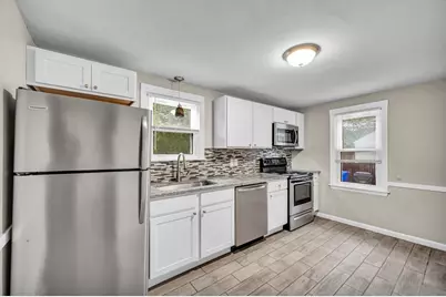 118 Pilgrim Rd, Springfield, MA 01118 - Photo 11