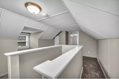 118 Pilgrim Rd, Springfield, MA 01118 - Photo 13