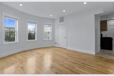 8 Roach Street #2, Boston, MA 02125 - Photo 9