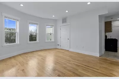 8 Roach Street #2, Boston, MA 02125 - Photo 9