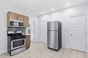 8 Roach St, Boston, MA 02125 - Photo 3