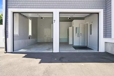 7 Breer St, Brockton, MA 02301 - Photo 31