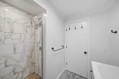 104 Roper St #B, Lowell, MA 01852 - Photo 17