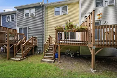 104 Roper St #B, Lowell, MA 01852 - Photo 33