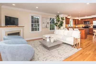 16 Peirce Street #1, Waltham, MA 02453 - Photo 5