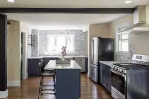 15 Churchill St, Milton, MA 02186 - Photo 3