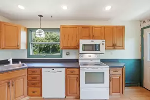 66 Pierce Rd, West Brookfield, MA 01585 - Photo 5
