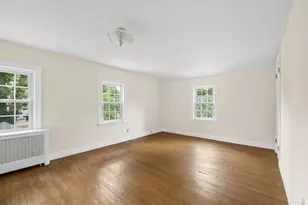 2 Glendower Rd, Melrose, MA 02176 - Photo 15