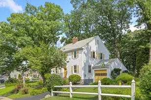 2 Glendower Rd, Melrose, MA 02176 - Photo 3