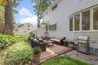 2 Glendower Road, Melrose, MA 02176 - Photo 27