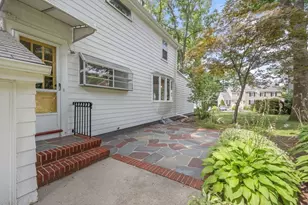 2 Glendower Rd, Melrose, MA 02176 - Photo 25