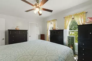 12 Marion St, Haverhill, MA 01832 - Photo 19