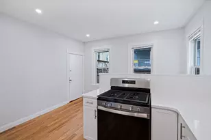35 Newport St, Boston, MA 02125 - Photo 5