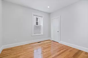 35 Newport St, Boston, MA 02125 - Photo 9