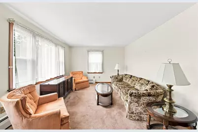 46 Fetherston Ave, Lowell, MA 01852 - Photo 5
