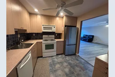 1321 Worcester Rd #612, Framingham, MA 01701 - Photo 7