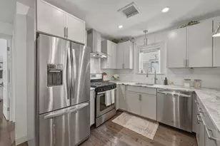 22 Otis St, Somerville, MA 02145 - Photo 5
