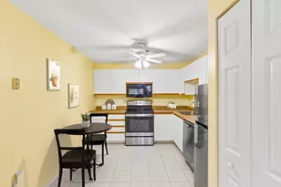 3920 Mystic Valley Pkwy, Medford, MA 02155 - Photo 5