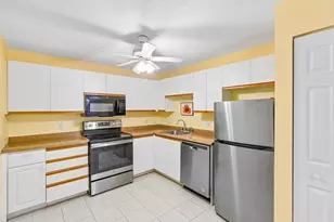 3920 Mystic Valley Pkwy, Medford, MA 02155 - Photo 3