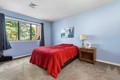 34 Steeplechase Ct #34, Haverhill, MA 01832 - Photo 5
