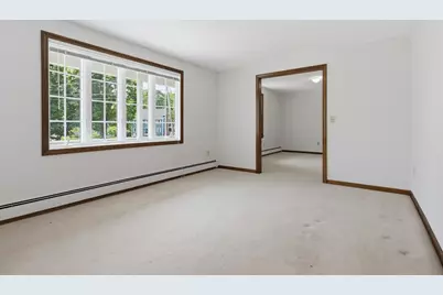 110 Colonial Road, North Attleboro, MA 02760 - Photo 5