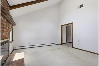 110 Colonial Road, North Attleboro, MA 02760 - Photo 11
