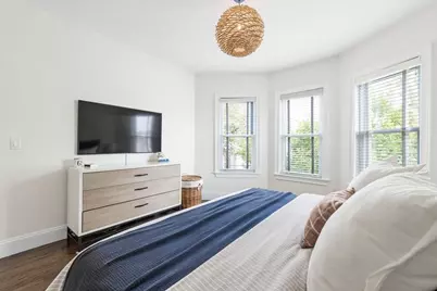 735 E 3rd St #3, Boston, MA 02127 - Photo 11