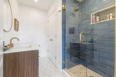 735 E 3rd St #3, Boston, MA 02127 - Photo 13