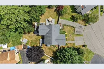 302 Dana Ct, Wilmington, MA 01887 - Photo 5