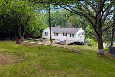 21 N Steele St, Worcester, MA 01607 - Photo 27