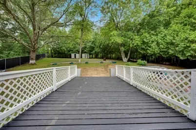 21 N Steele St, Worcester, MA 01607 - Photo 25