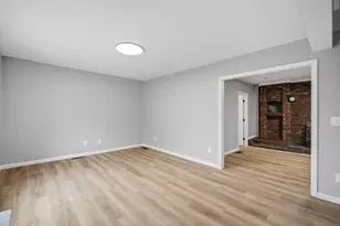 55 Fuller St, Chicopee, MA 01020 - Photo 21