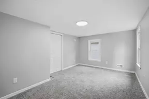 55 Fuller St, Chicopee, MA 01020 - Photo 29
