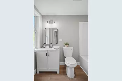 55 Fuller St, Chicopee, MA 01020 - Photo 13
