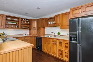 48 County St, Ipswich, MA 01938 - Photo 9