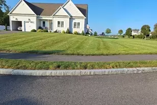 4 Meadow Ln, Blackstone, MA 01504 - Photo 23