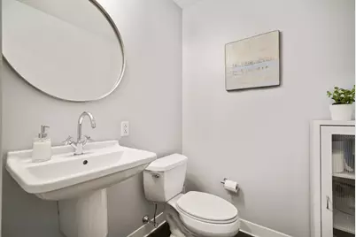 2 Earhart St #117, Cambridge, MA 02141 - Photo 5