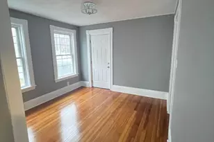 44 Lincoln St, Hudson, MA 01749 - Photo 9