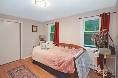 57 Quaker St, Northbridge, MA 01534 - Photo 23