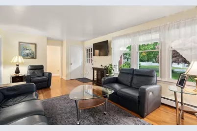 96 Birchwood Dr, Holden, MA 01520 - Photo 5