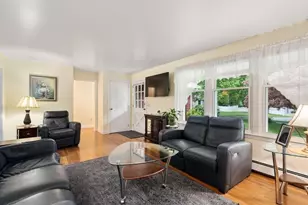 96 Birchwood Dr, Holden, MA 01520 - Photo 5