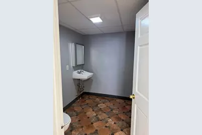 17 East Main St, West Brookfield, MA 01585 - Photo 5