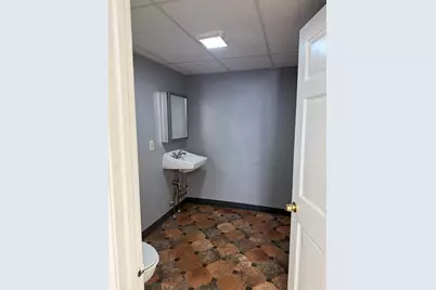 17 East Main St, West Brookfield, MA 01585 - Photo 5