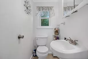 54 Kingston St, North Andover, MA 01845 - Photo 27