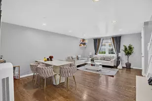 54 Kingston St, North Andover, MA 01845 - Photo 5